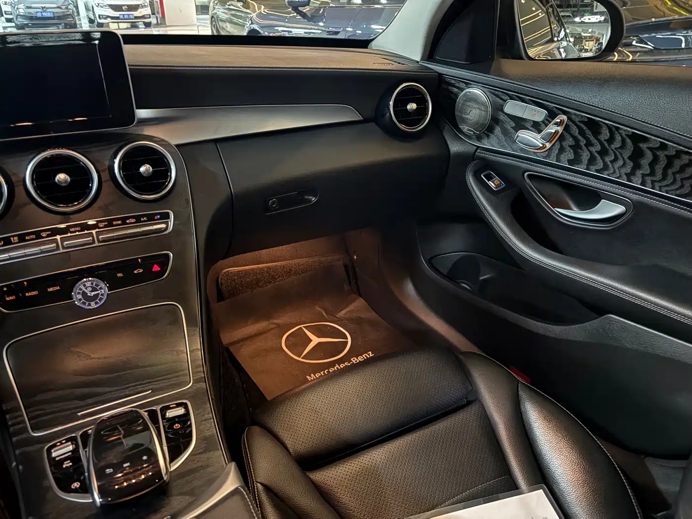 Mercedes-Benz C-Class 2018 C 200 L Sport Edition фото 10
