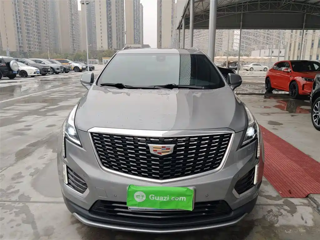 CADILLAC XT5