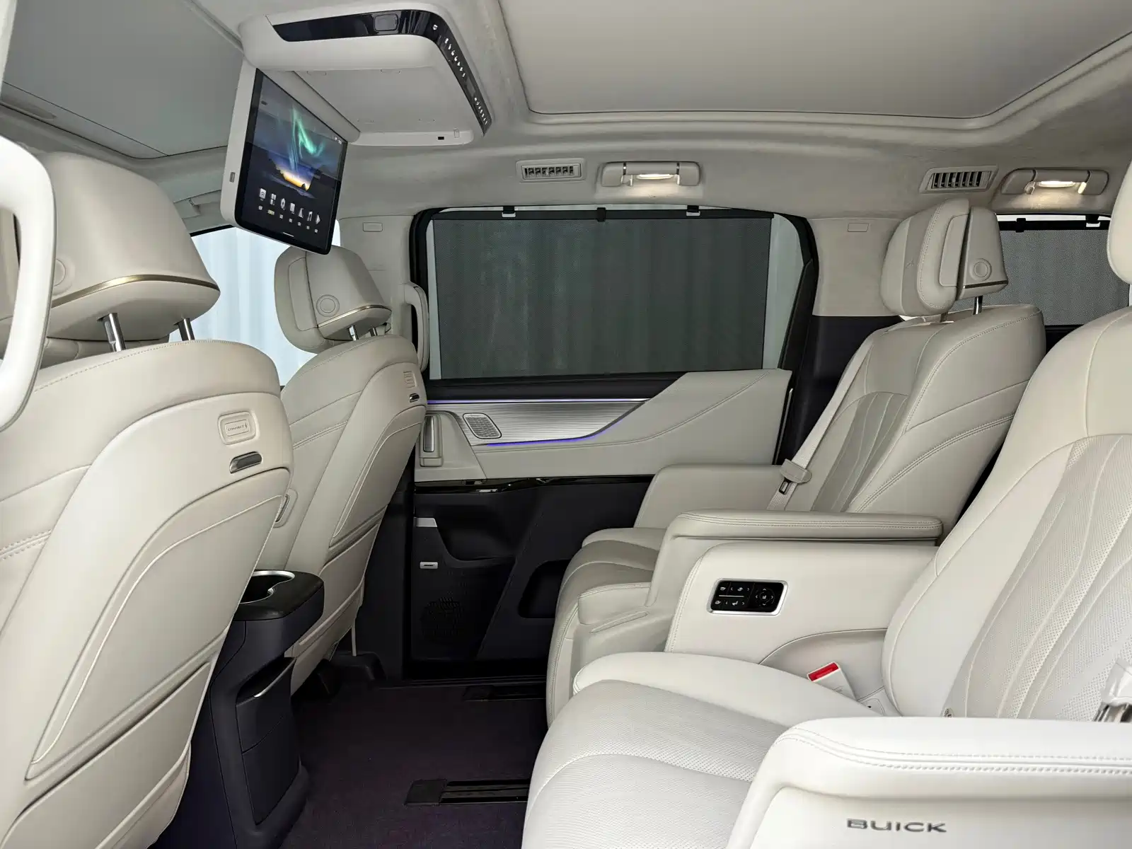 صورة 11 - Buick GL8