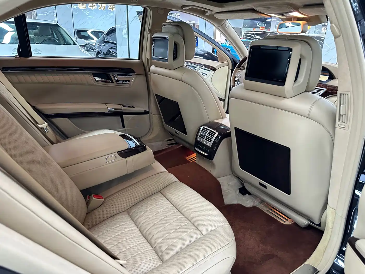 Mercedes-Benz S-Class 2010 S 600 L фото 15