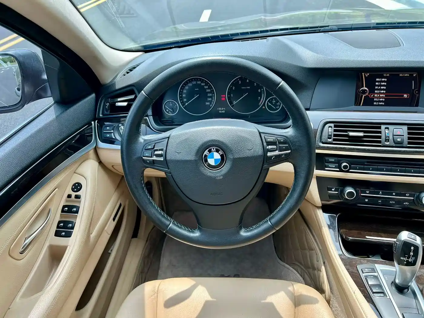 BMW 5 Series 2013 525Li Leadership фото 9