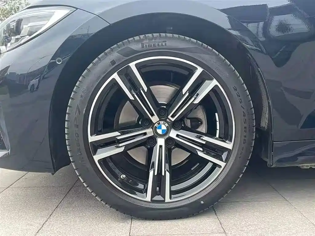 BMW 3 Series 2022 Facelift 325Li M Sport Shadow Edition фото 10