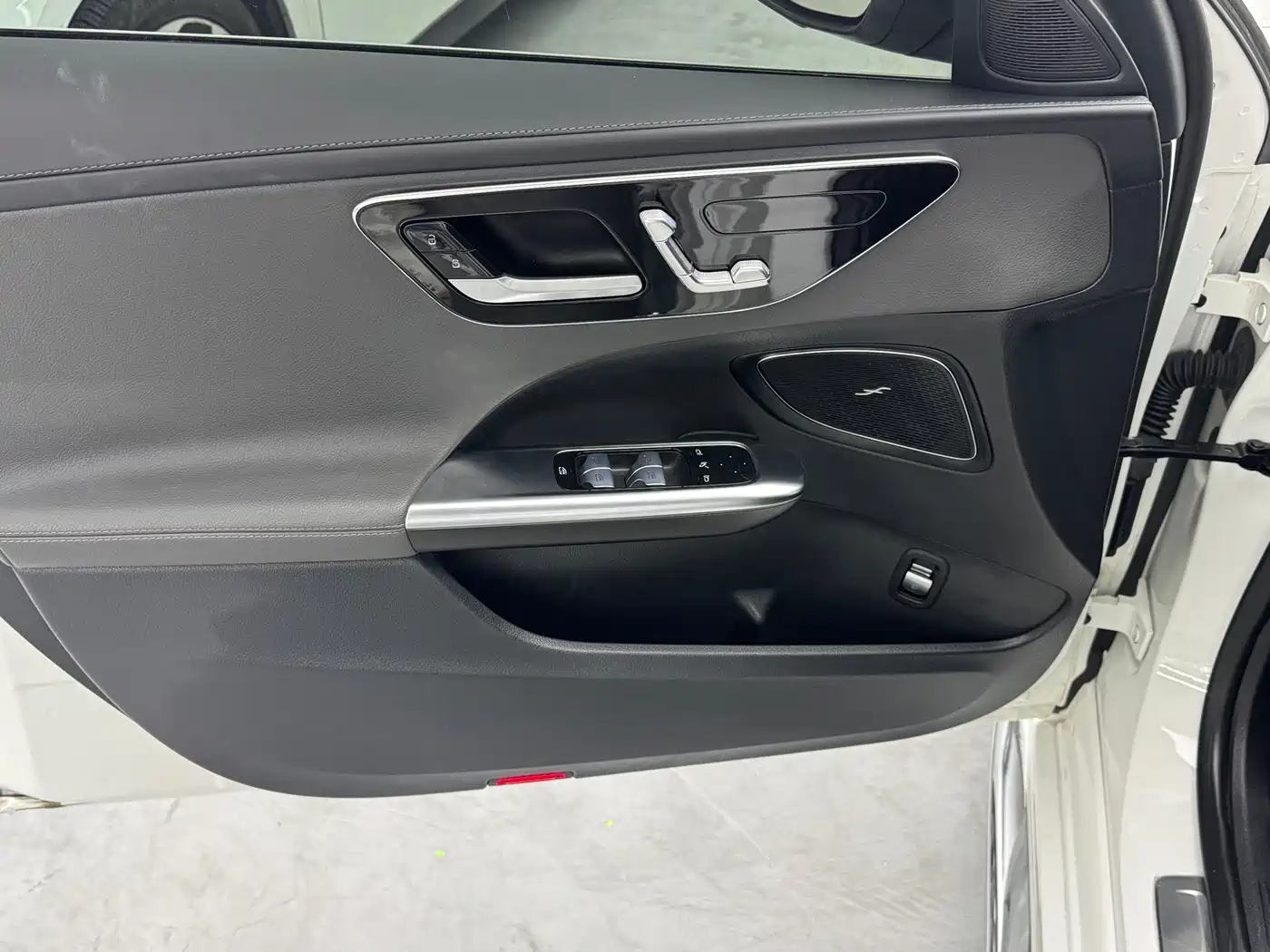 Mercedes-Benz C-Class 2023 C 260 L Sport фото 8