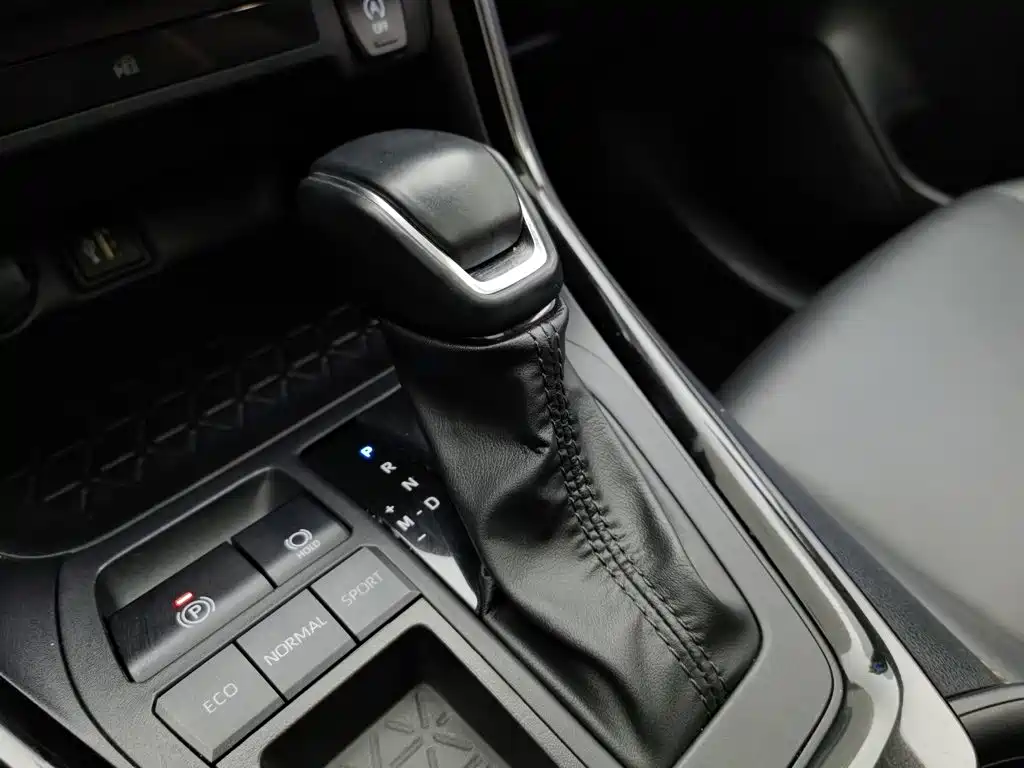 Toyota Wildlander 2025 2024 2.0L CVT 2WD Urban Edition