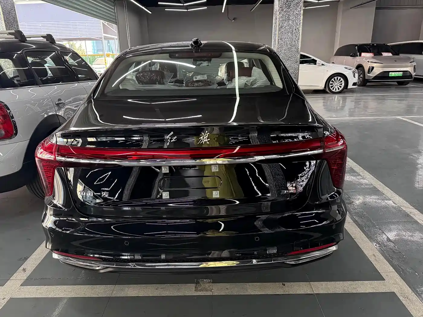 Hongqi H5 2025 1.5T HEV Qiyun 500,000 Units Commemorative Edition фото 18