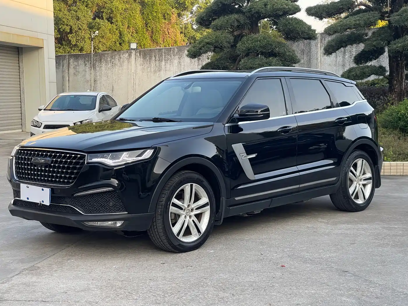 ZOTYE T700