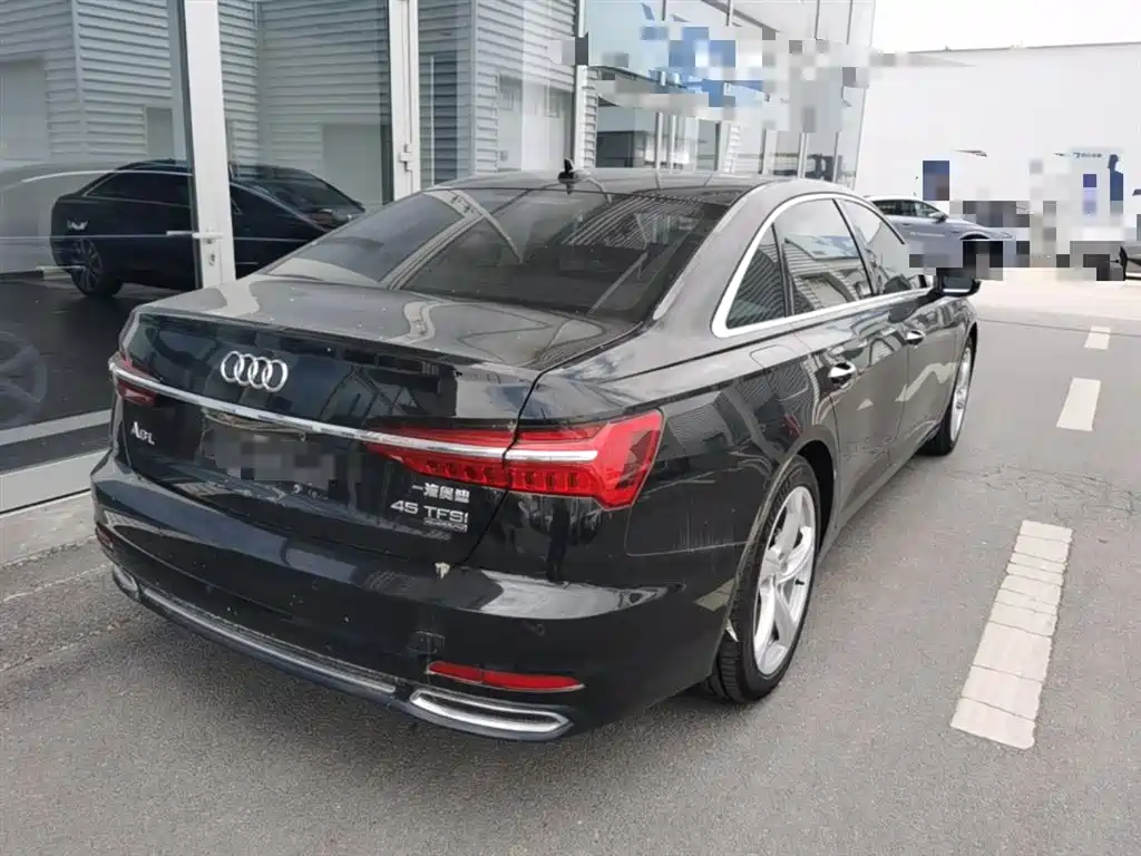 Audi A6L 2021 45 TFSI quattro Exclusive Elegance фото 12