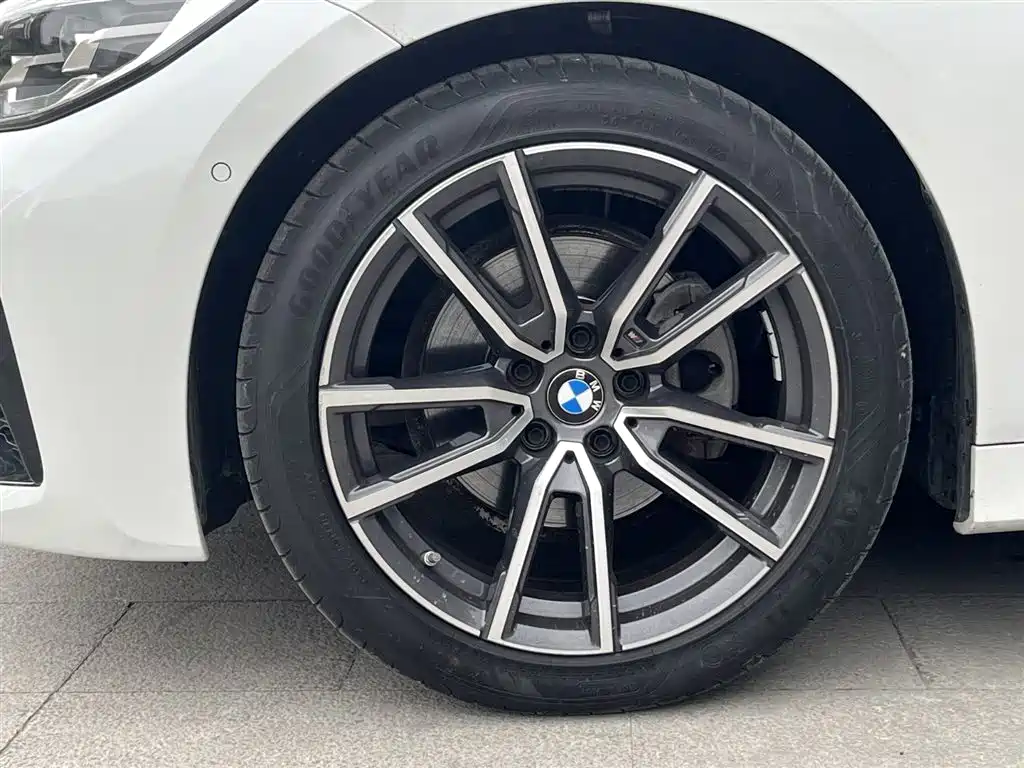 BMW 3 Series 2021 Facelift 325Li M Sport Package фото 9