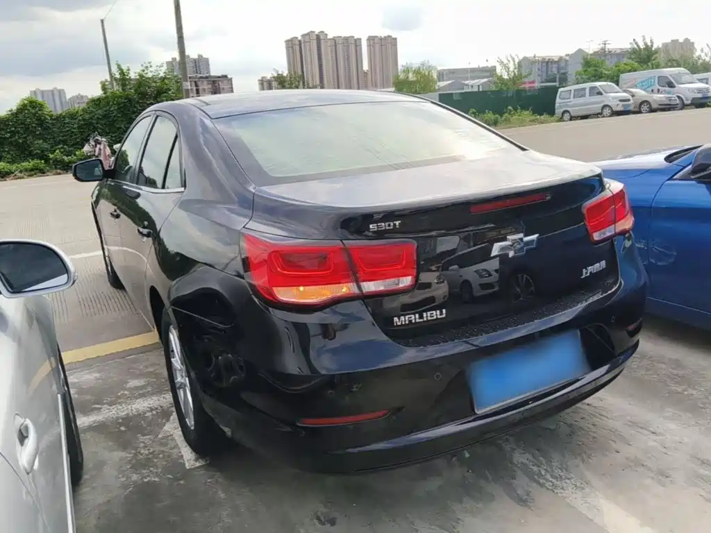 صورة 5 - Chevrolet Malibu