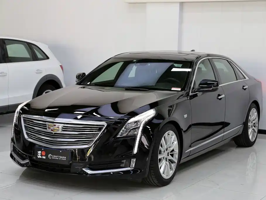 Фото 21 - Cadillac CT6