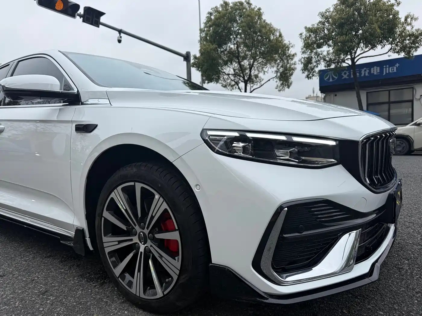 GEELY AUTOMOBILE XINGRUI