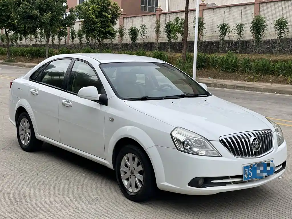 Фото 2 - Buick Excelle