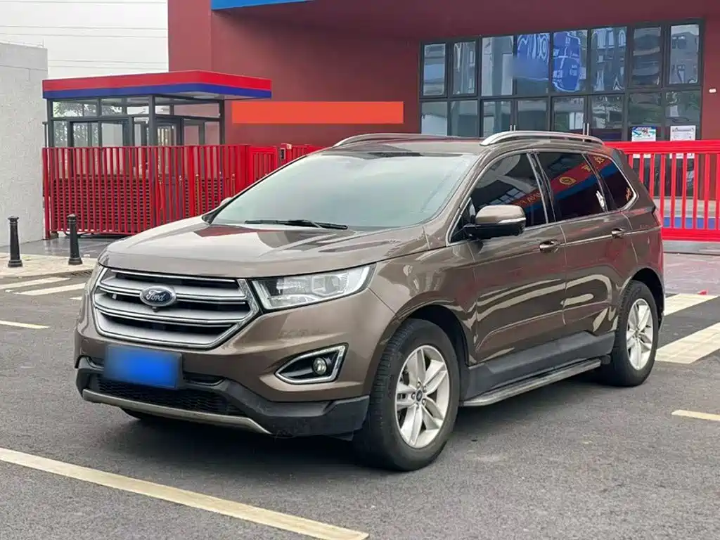 Фото 2 - Ford Edge