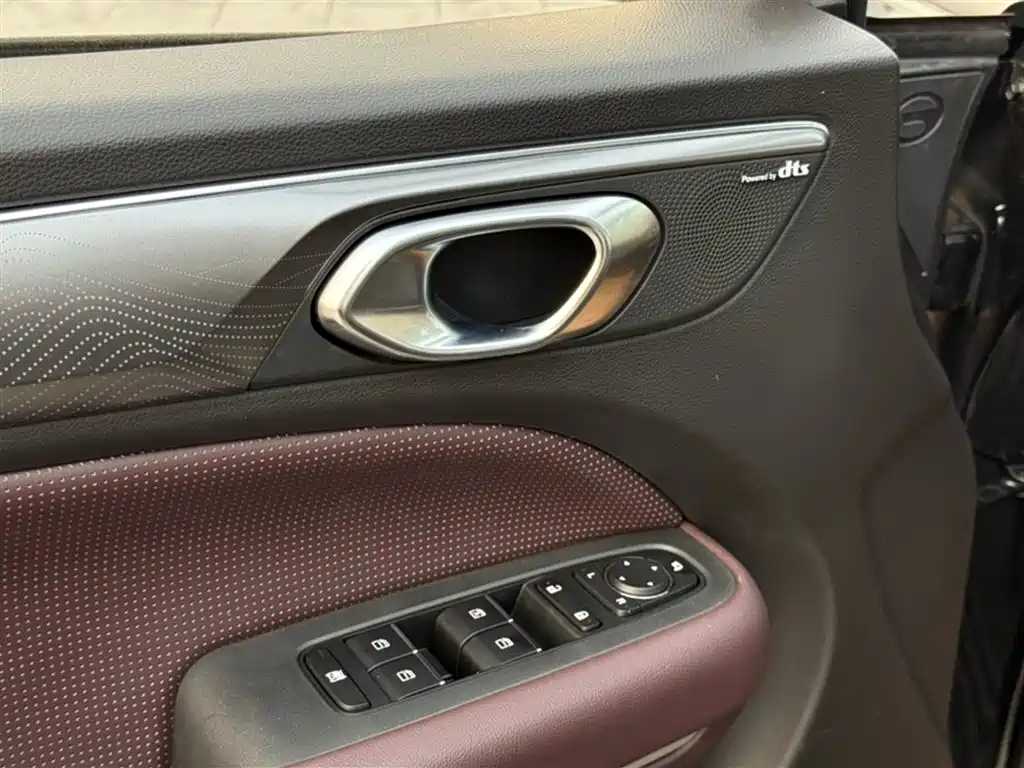 GAC TRUMPCHI TRUMPCHI M6