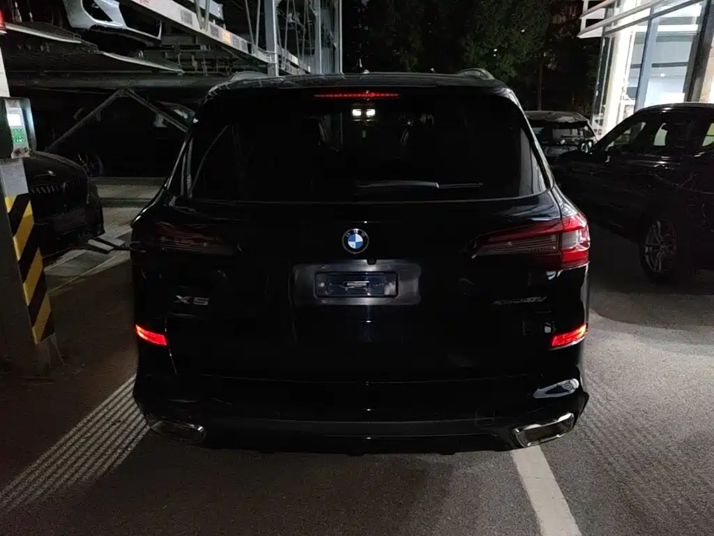 BMW X5 2022 2022 Facelift xDrive 40Li M Sport Package