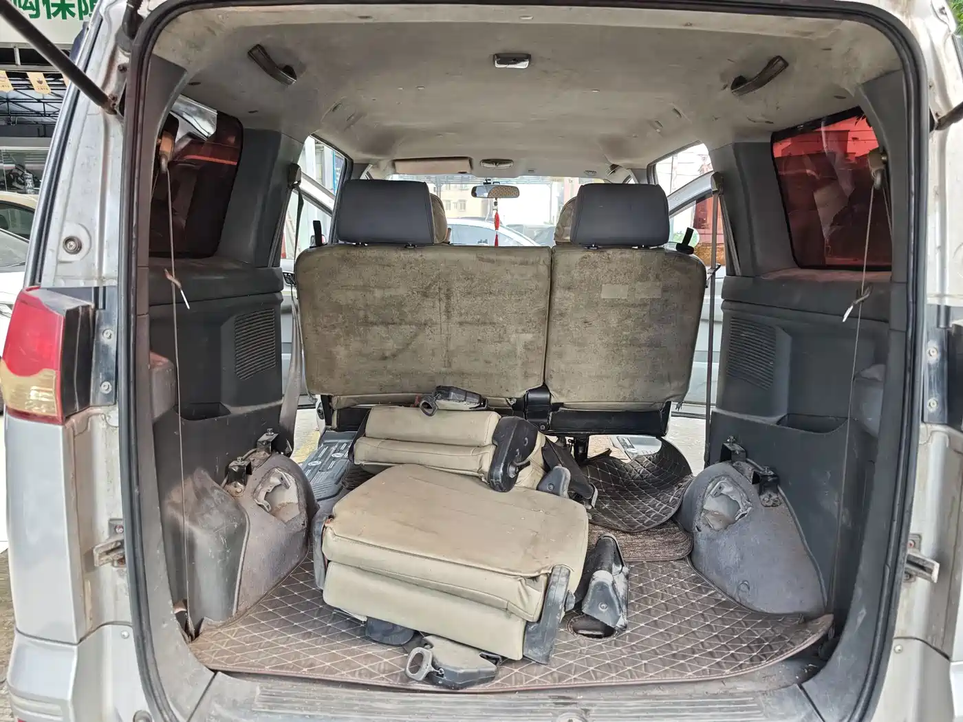 Dongfeng ZNA Shuaike 2014 2014 1.5L Manual Standard 7-seater China IV