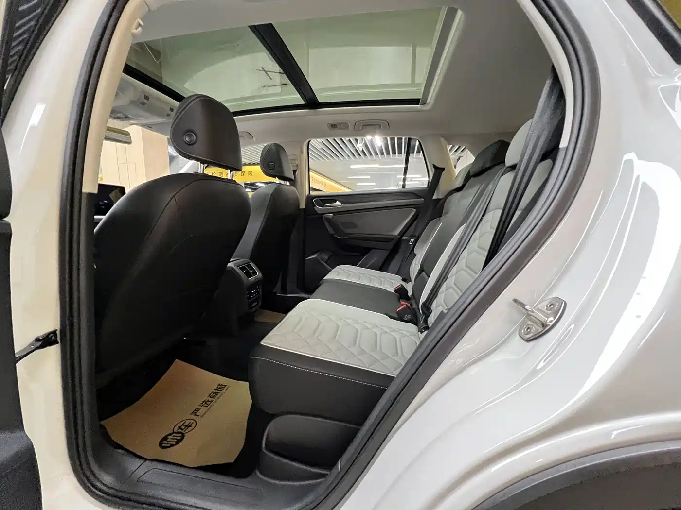 Volkswagen Tayron 2025 2025 Facelift 300TSI Shared Edition