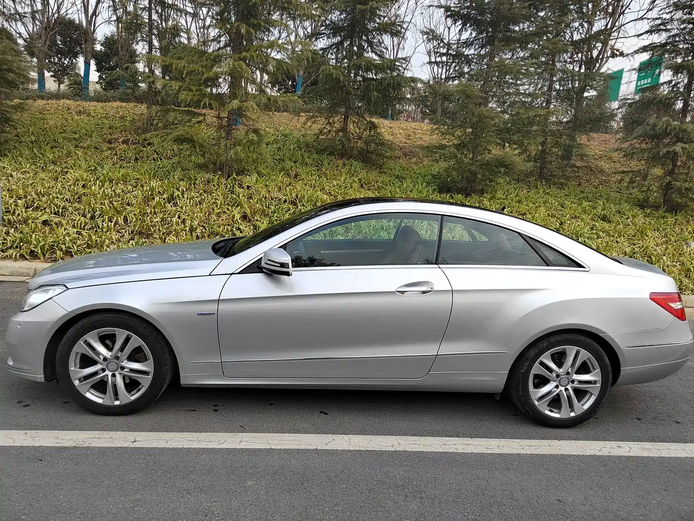 Mercedes-Benz E-Class (Import) 2011 E 260 CGI Coupe фото 2