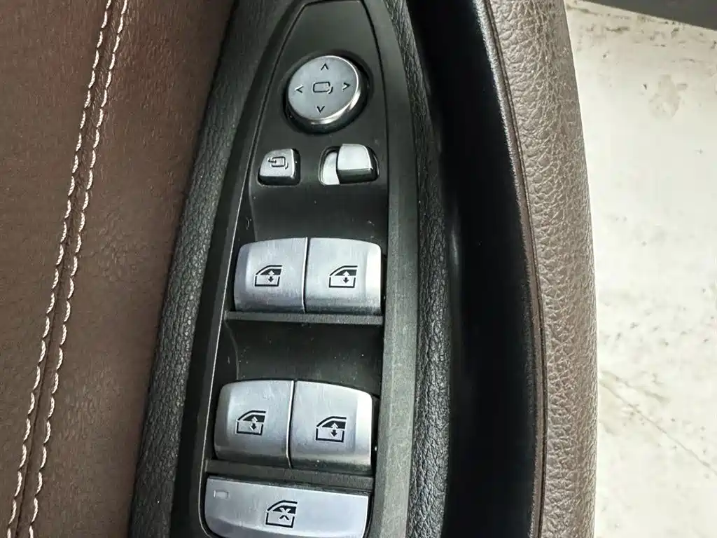 BMW X1 2021 Facelift sDrive20Li Fashion фото 16