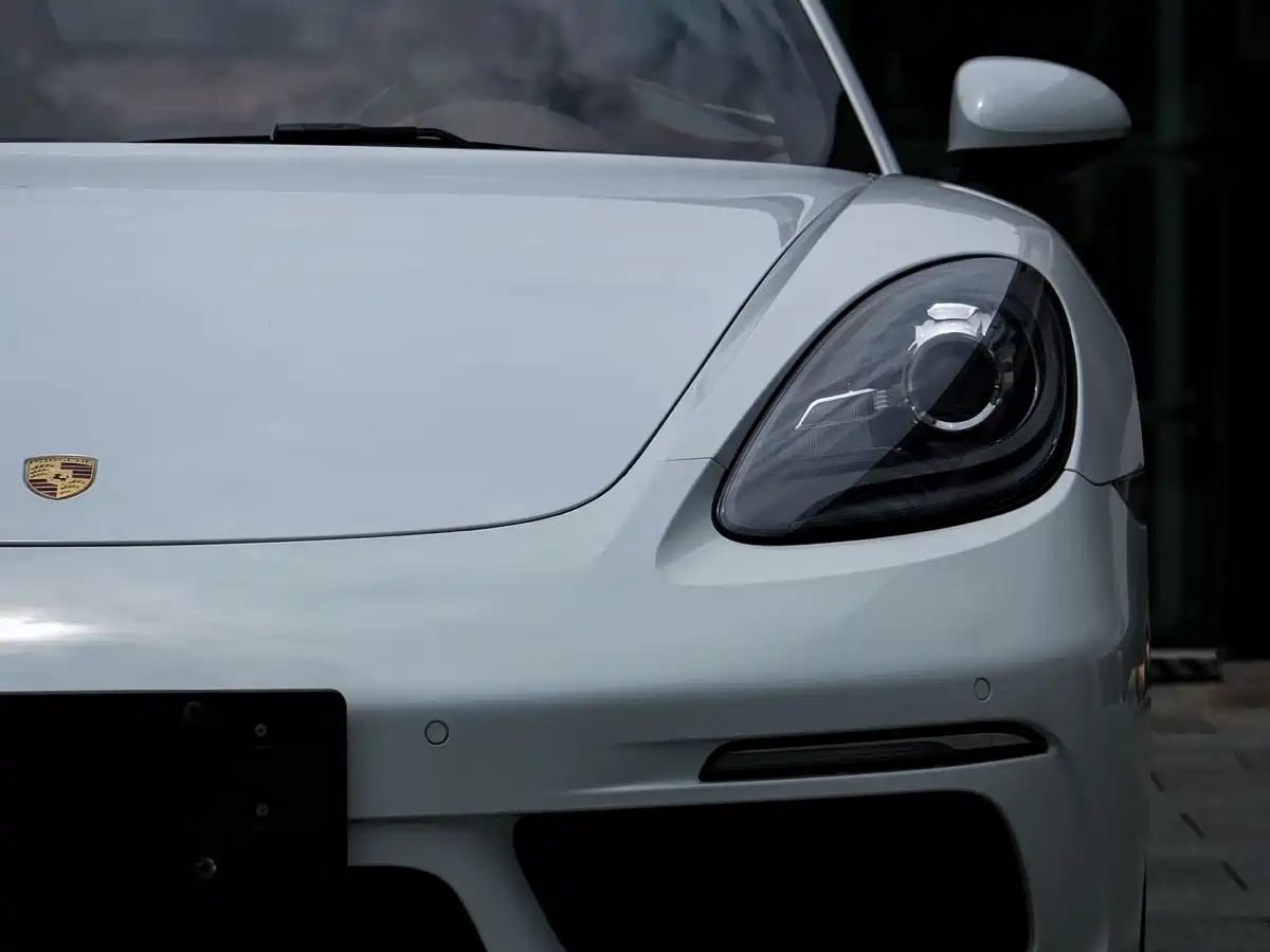 Porsche 718 2018 Boxster 2.0T фото 3