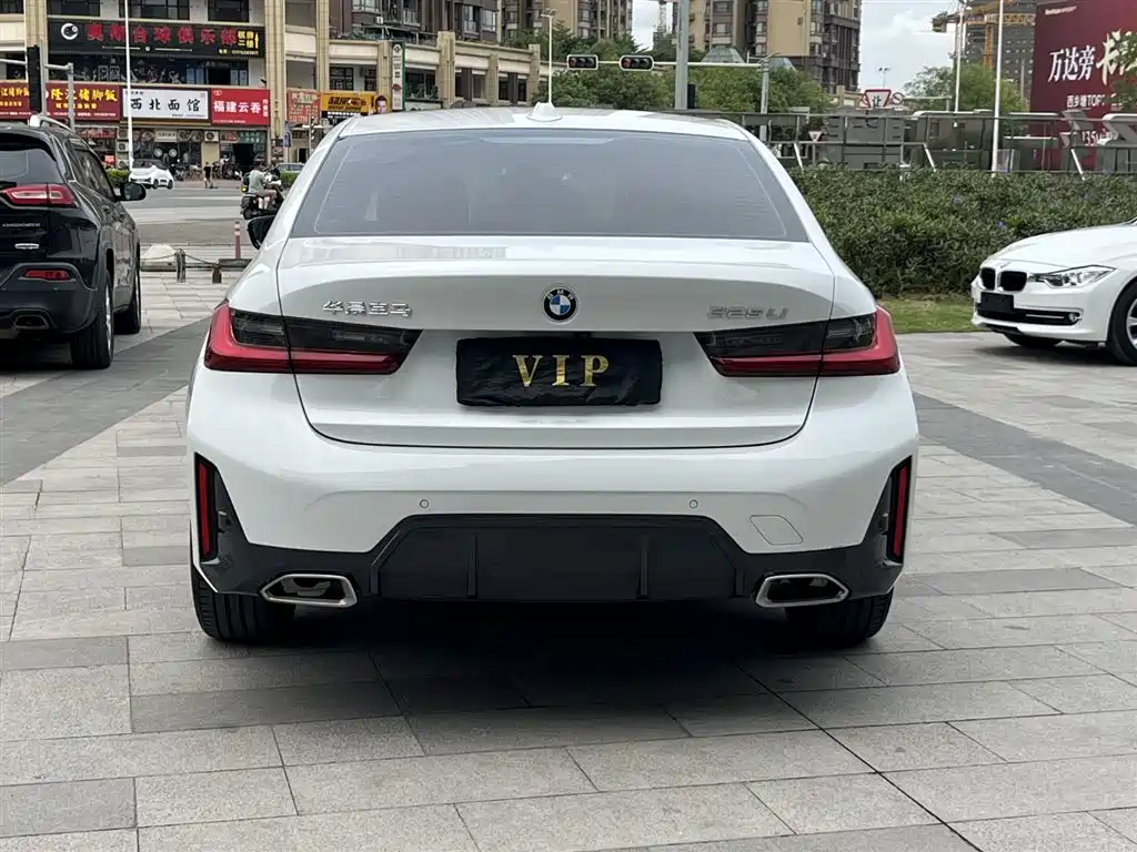 BMW 3 Series 2023 325Li M Sport Package фото 5