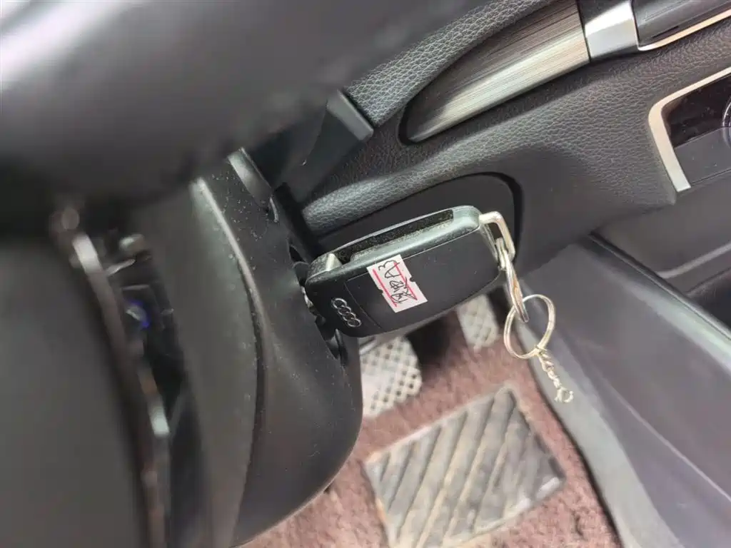 Audi A3 2015 Sportback 40 TFSI Automatic Comfort фото 9