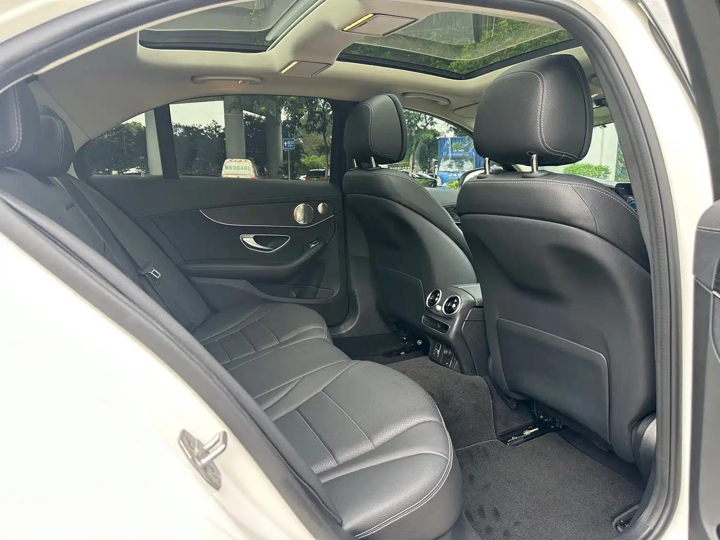 Mercedes-Benz C-Class 2021 C 260 L Sport Starry Exclusive Edition фото 20