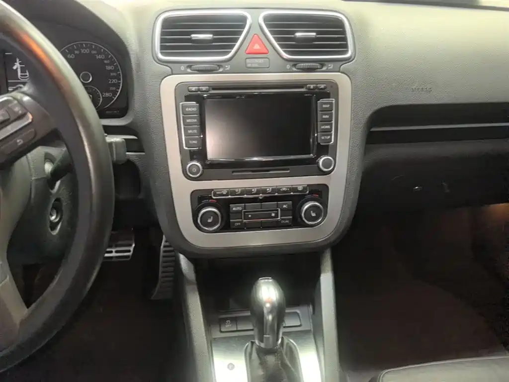 Volkswagen Eos 2011 Model 2.0TSI фото 13