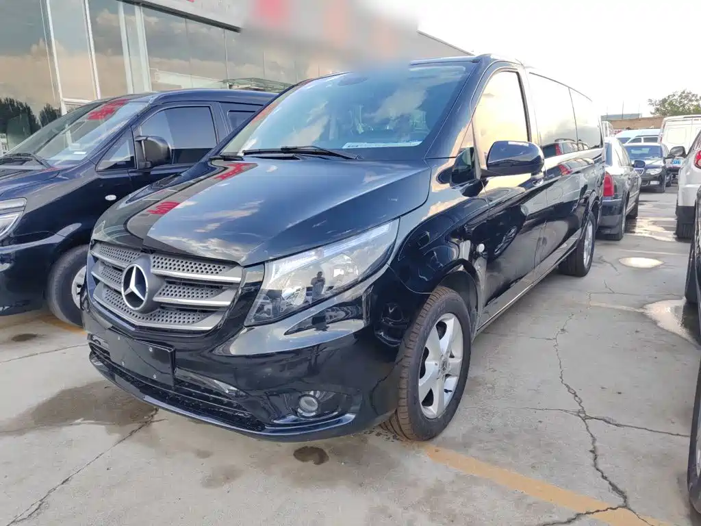 Photo 2 - Mercedes-Benz Vito