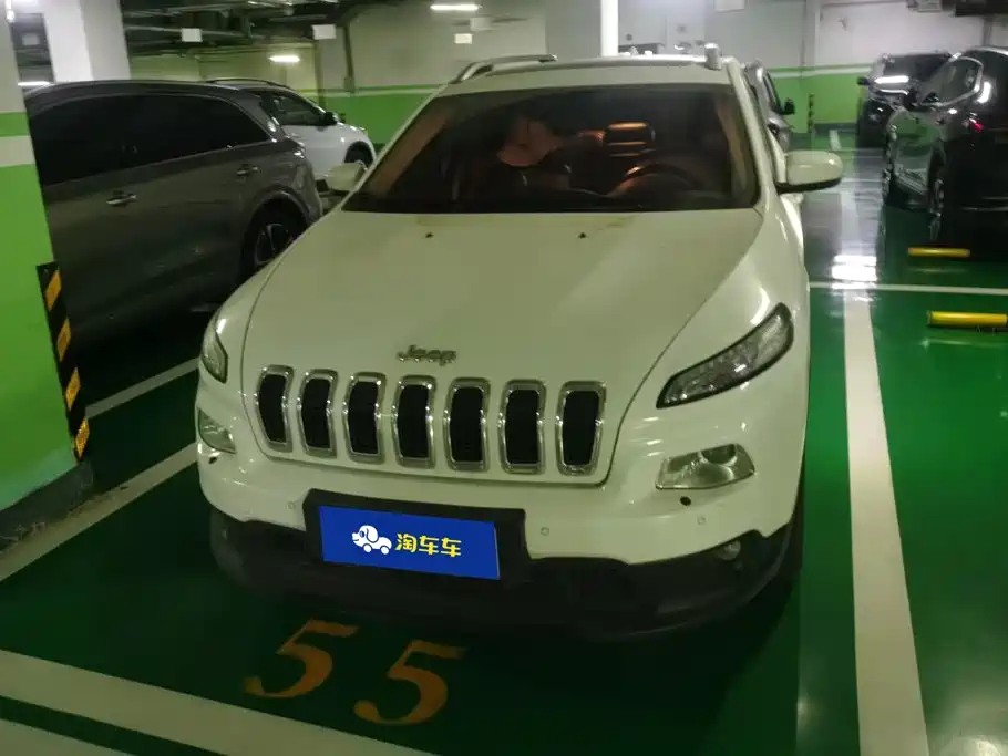 Jeep Cherokee (Import) 2015 2014 2.4L Luxury