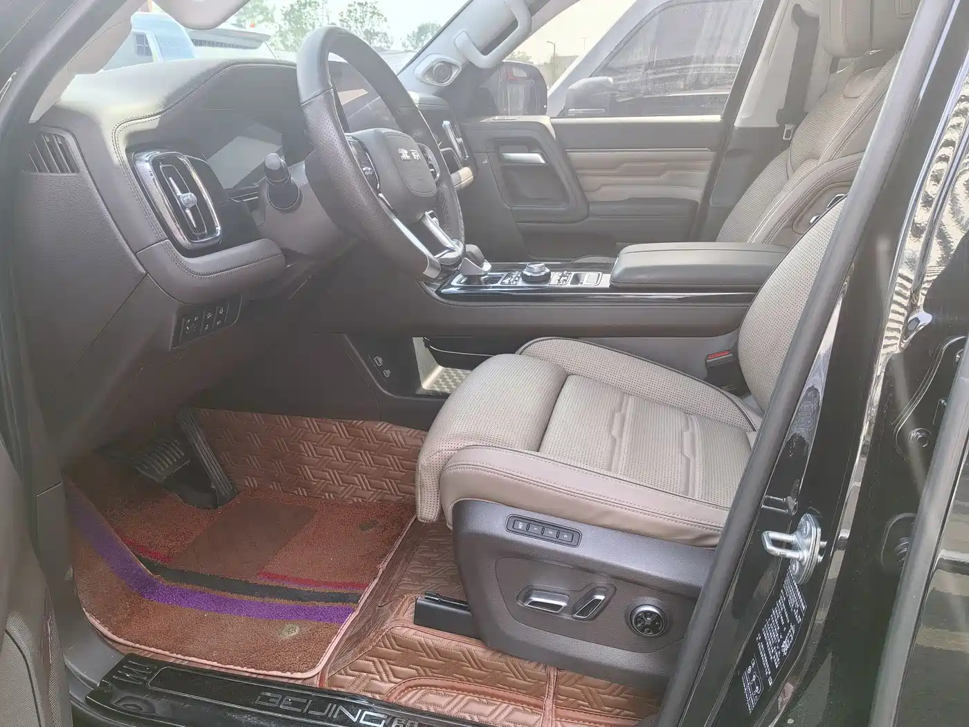BAIC ORV Beijing Off-Road BJ60 2022 Model 2.0T 11th Edition 5-Seater фото 4