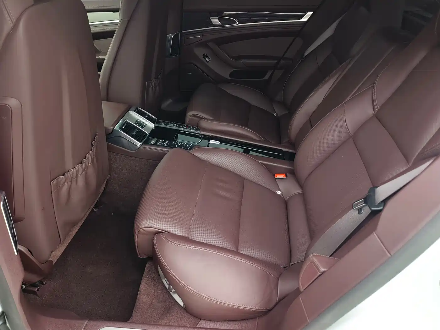 Porsche Panamera 2016 Panamera Edition 3.0T фото 10