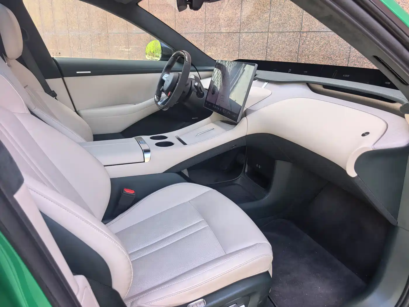 Xiaomi Auto Xiaomi YU7 2025 Ultra Long Range High Performance AWD Max Edition фото 15
