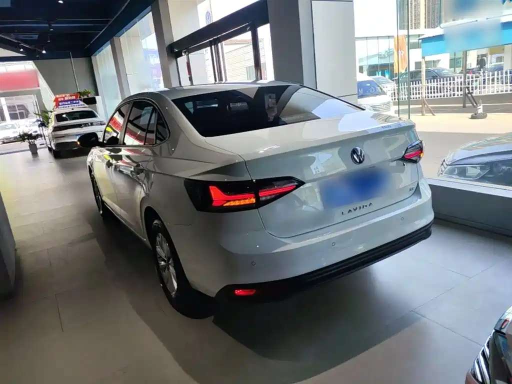 Volkswagen Lavida 2025 New Edge 1.5L Outstanding New Ease фото 5