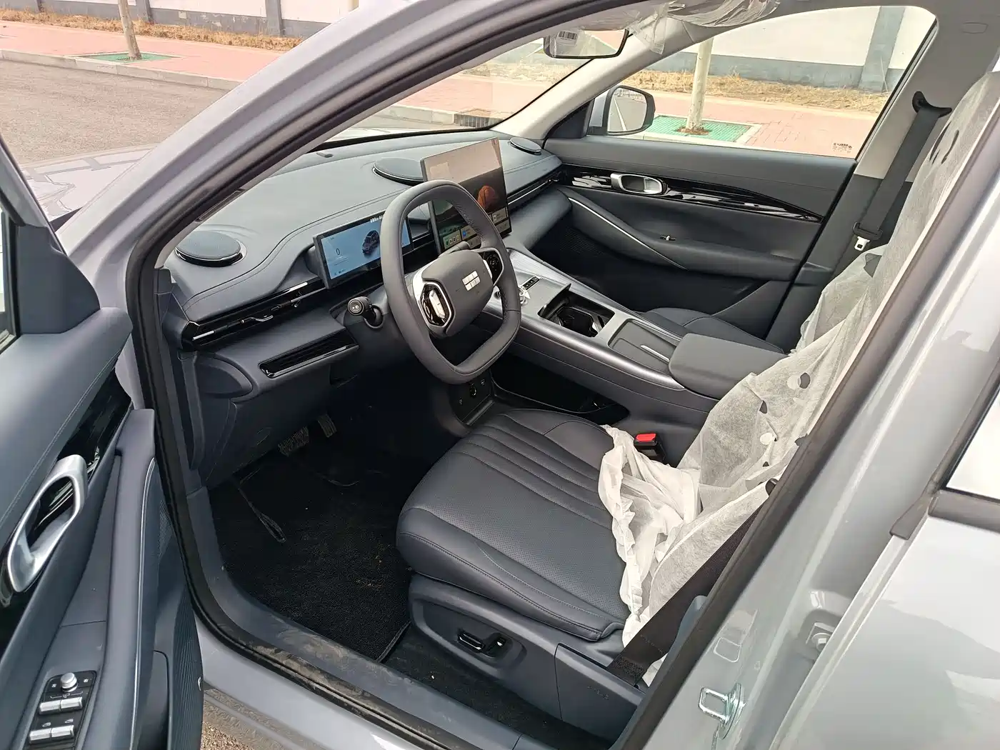 GEELY GALAXY GALAXY E5