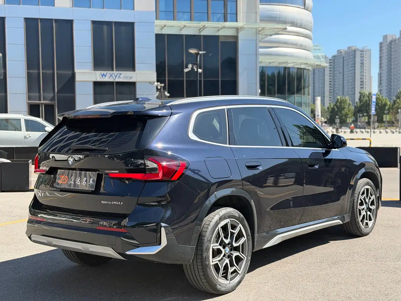 BMW X1 2025 2025 sDrive25Li X Design Package