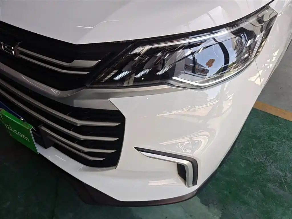 SAIC Maxus Maxus G50 2023 Model 1.5T Manual Joyride A фото 24