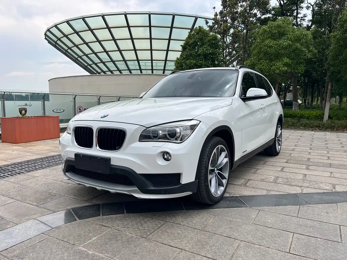 BMW X1 2015 Model sDrive18i Leading Advanced Edition