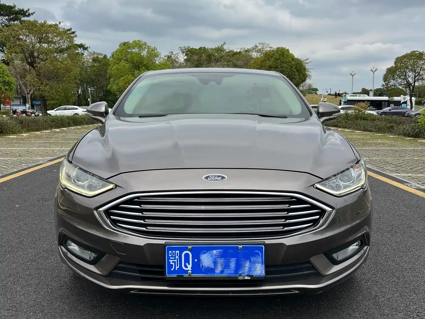 FORD MONDEO