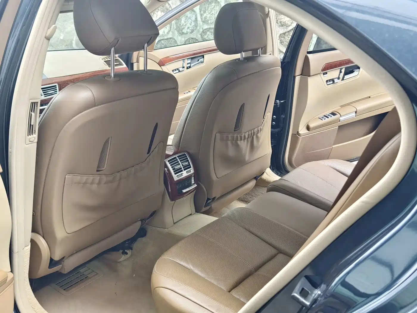 Mercedes-Benz S-Class фото 16