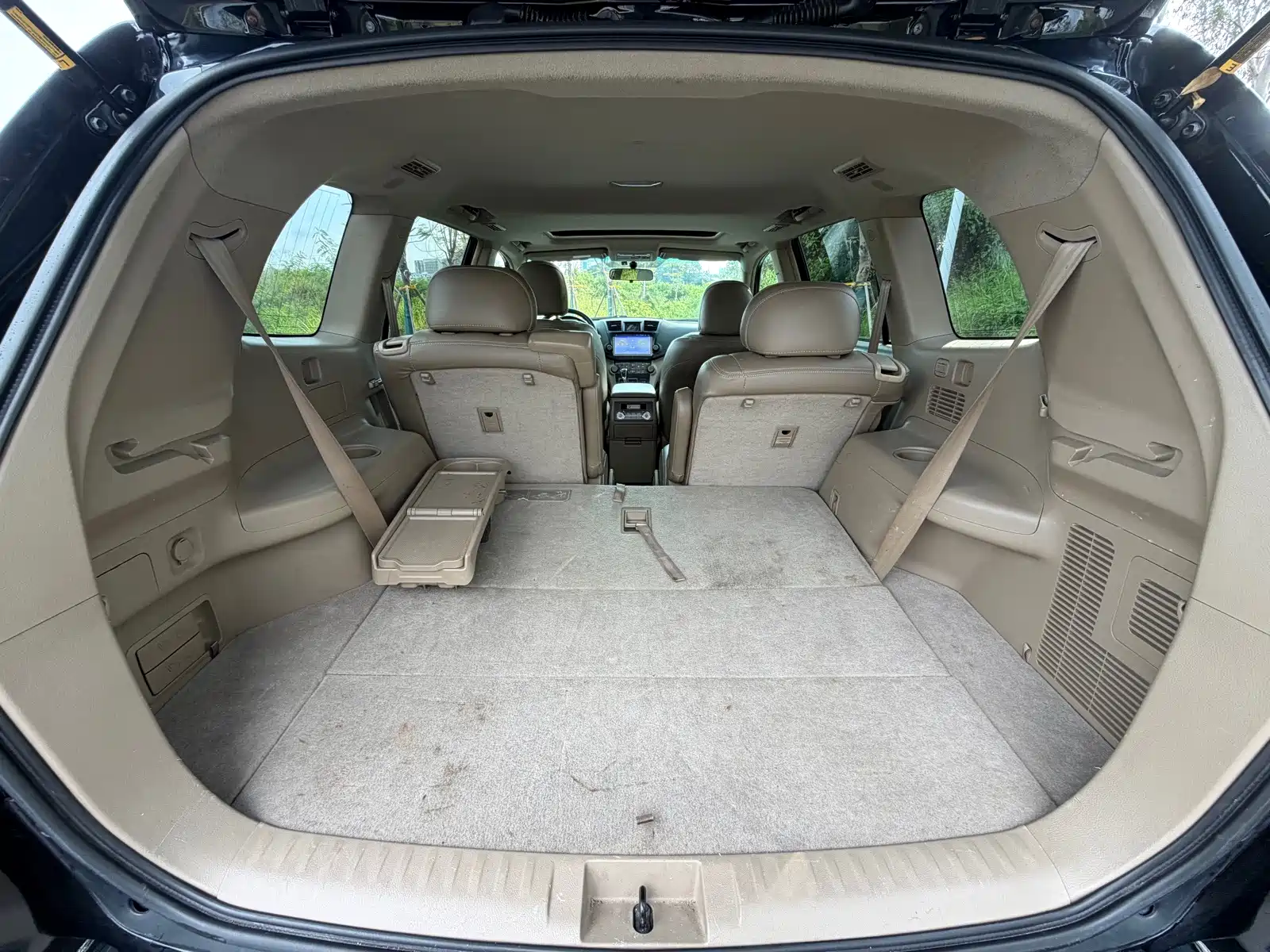Photo 13 - Toyota Highlander