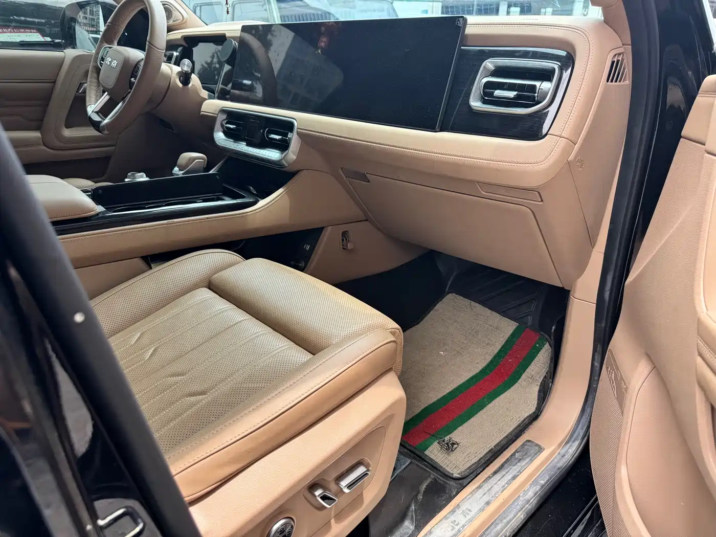BAIC ORV Beijing Off-Road BJ60 Leiting 2024 Magic Core E-Drive Advanced 5-seater фото 13