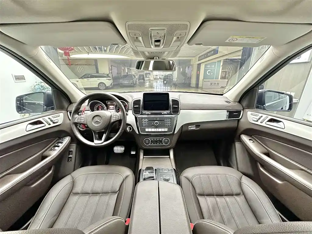 Mercedes-Benz GLS 2016 GLS 400 4MATIC Dynamic фото 25