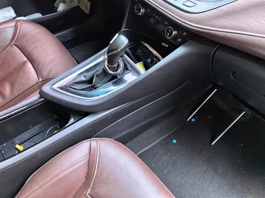 Buick GL6 2018 18T 6-Seater Luxury фото 16