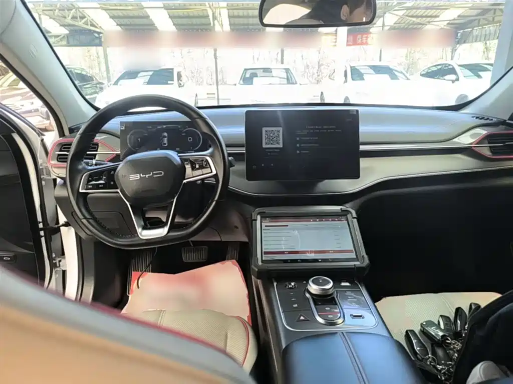 BYD Destroyer 05 2022 DM-i 120KM Premium фото 10