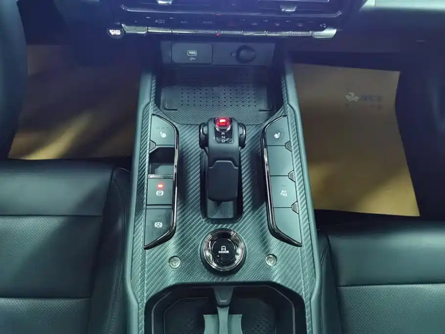 Haval Meng Long NEV 2024 Hi4 102 Pro фото 16