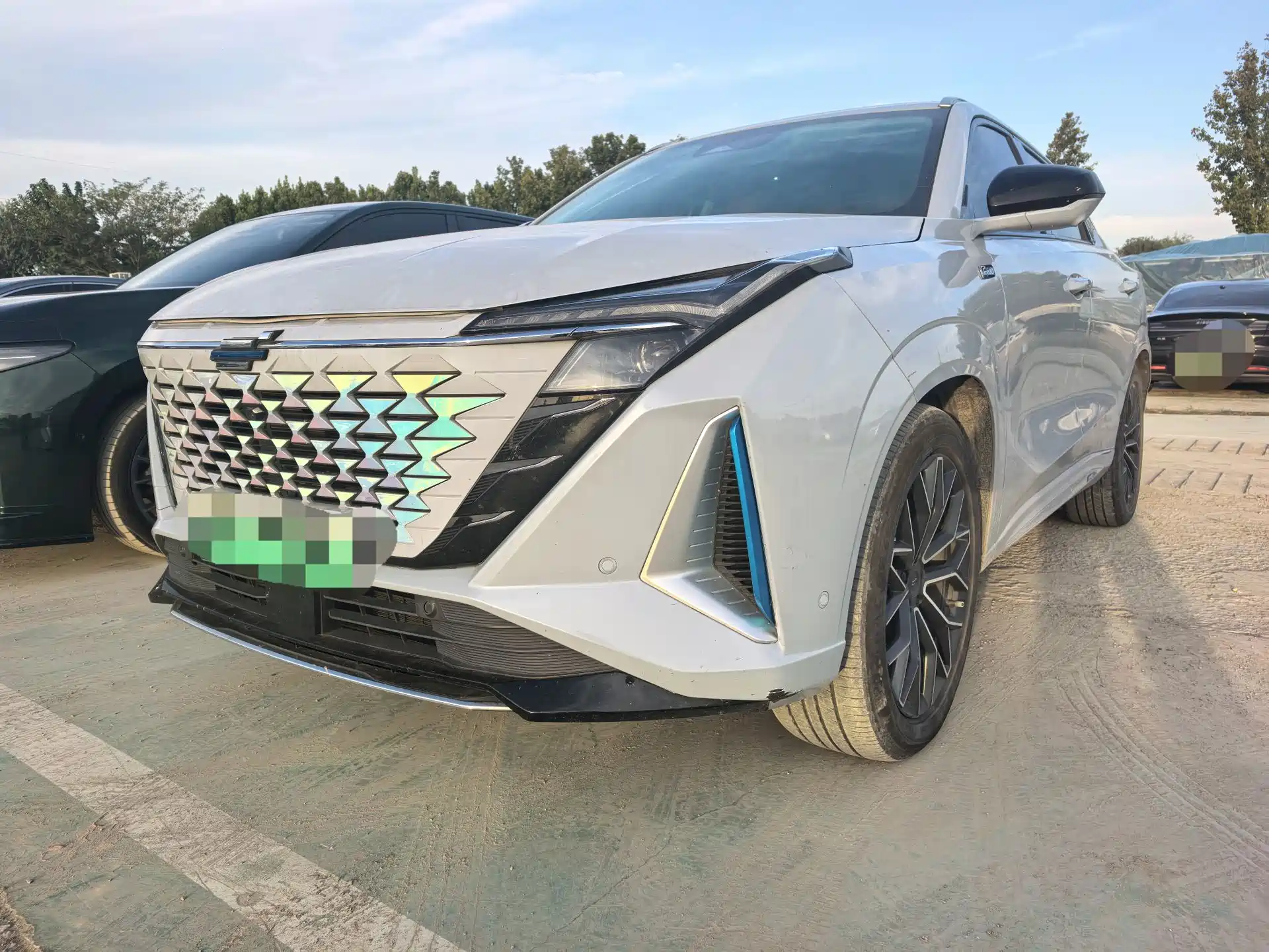 Фото 3 - Changan Oshan Z6 EV