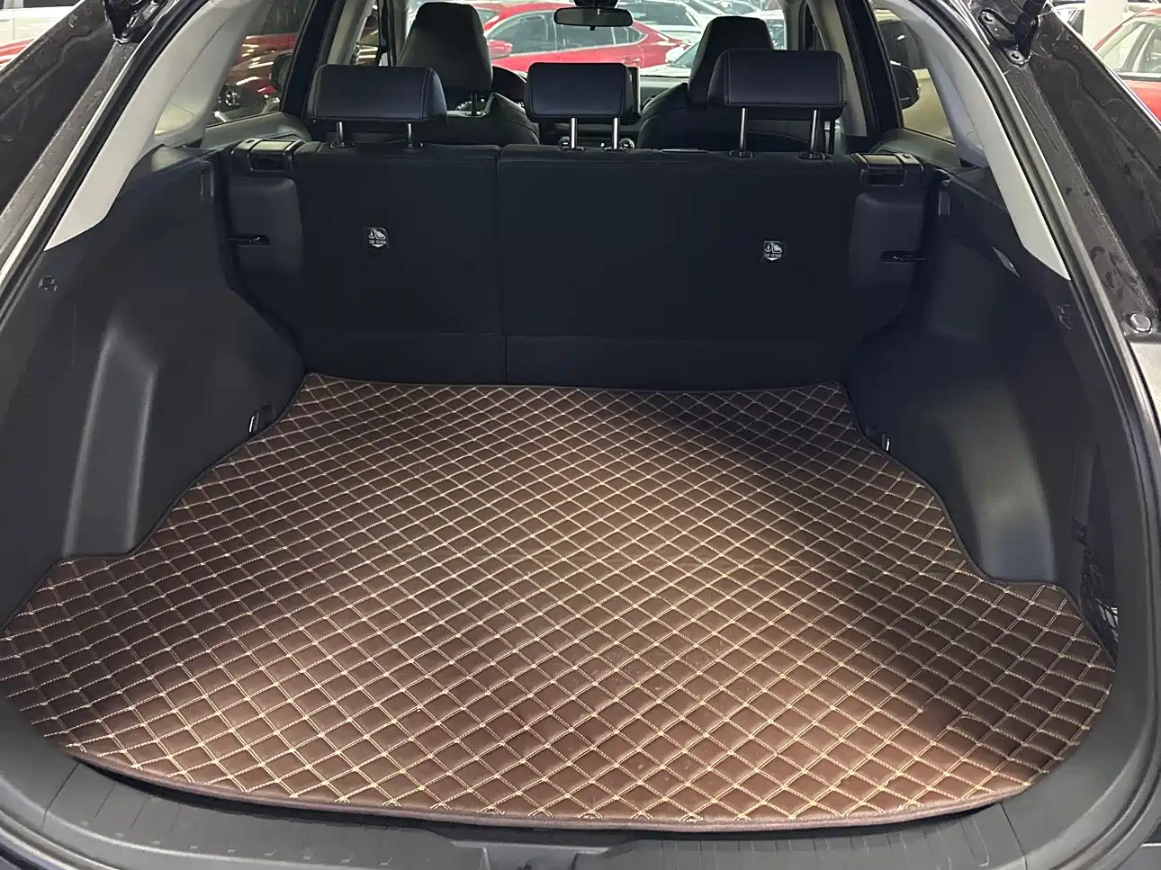 Toyota Wildlander 2022 Hybrid 2.5L E-CVT FWD Luxury PLUS Edition фото 19
