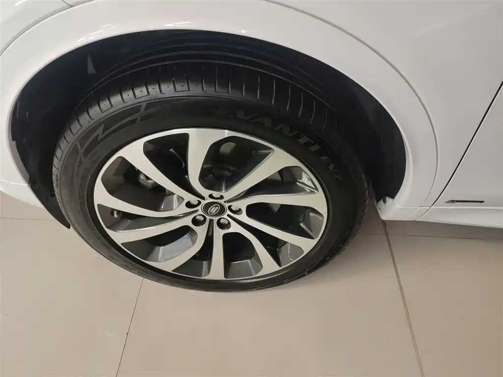 Land Rover Discovery Sport 2020 249PS R-Dynamic Performance фото 23
