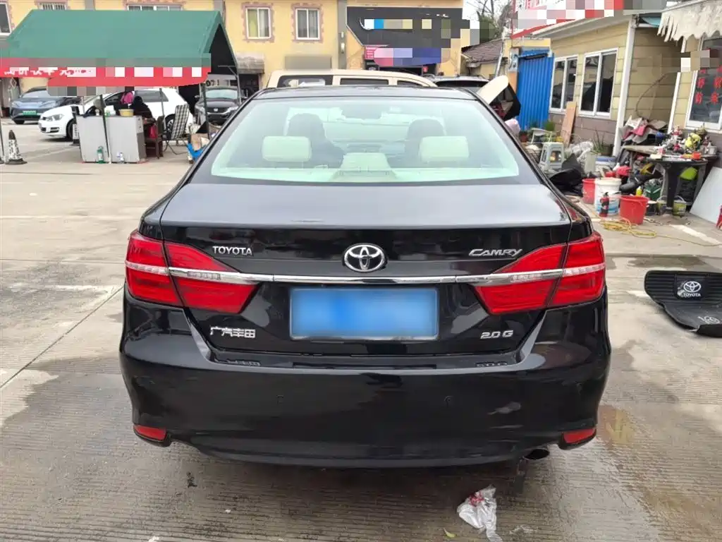 Toyota Camry 2016 2.0G 10th Anniversary Leading Edition фото 6